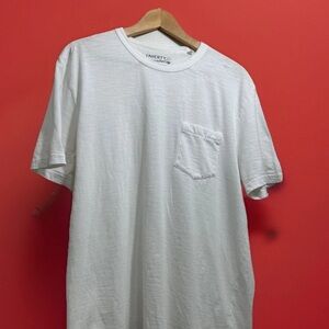 Faherty Sunwashed Regenerative Pocket Tee - White